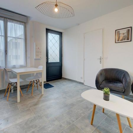 Les Forges 2 Pieces Rdc Apartman Avoine Kültér fotó