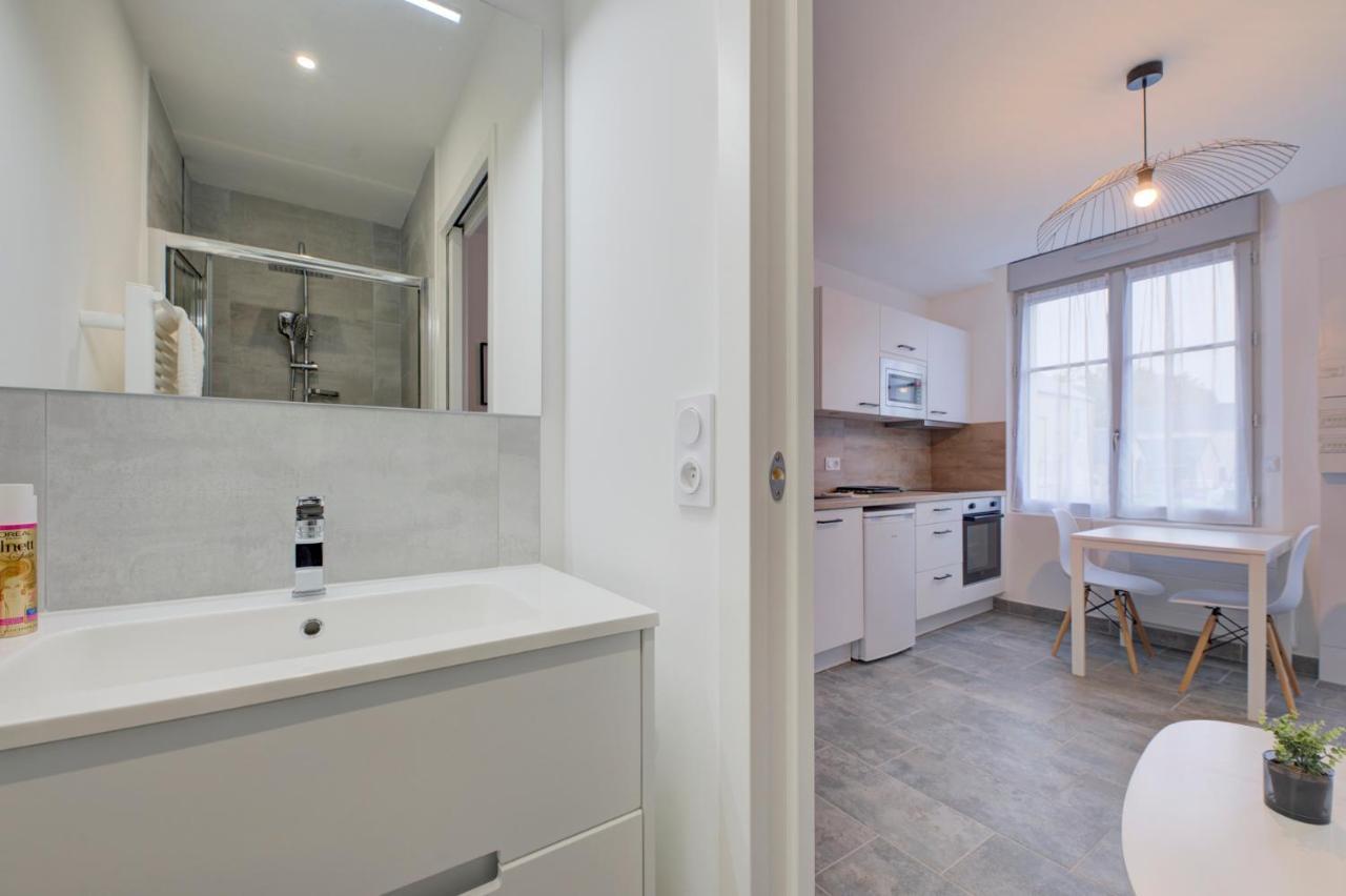 Les Forges 2 Pieces Rdc Apartman Avoine Kültér fotó